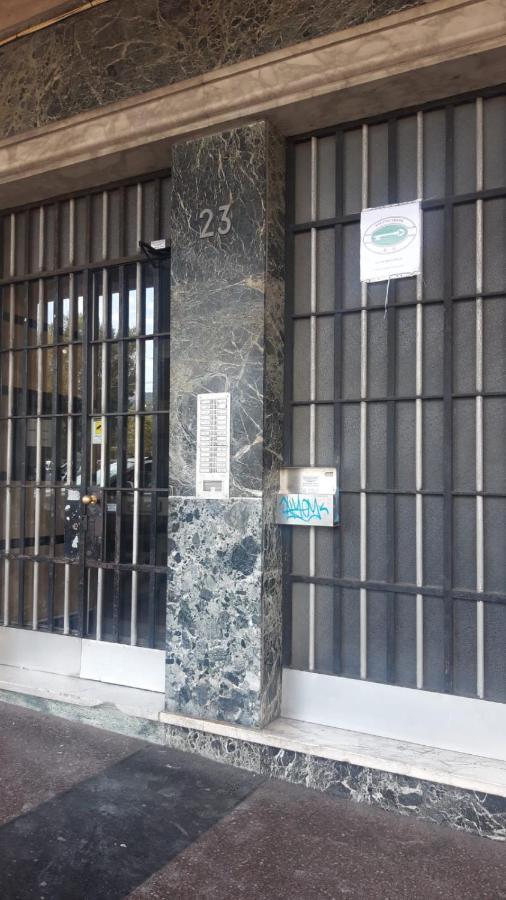 Affittacamere "San Martino Rooms" Genoa Exterior photo